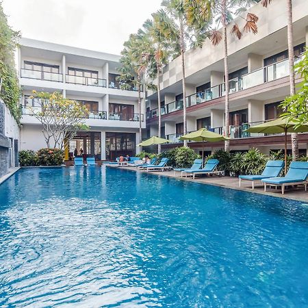 Zen Rooms Kuta Beach Poppies Lane Экстерьер фото