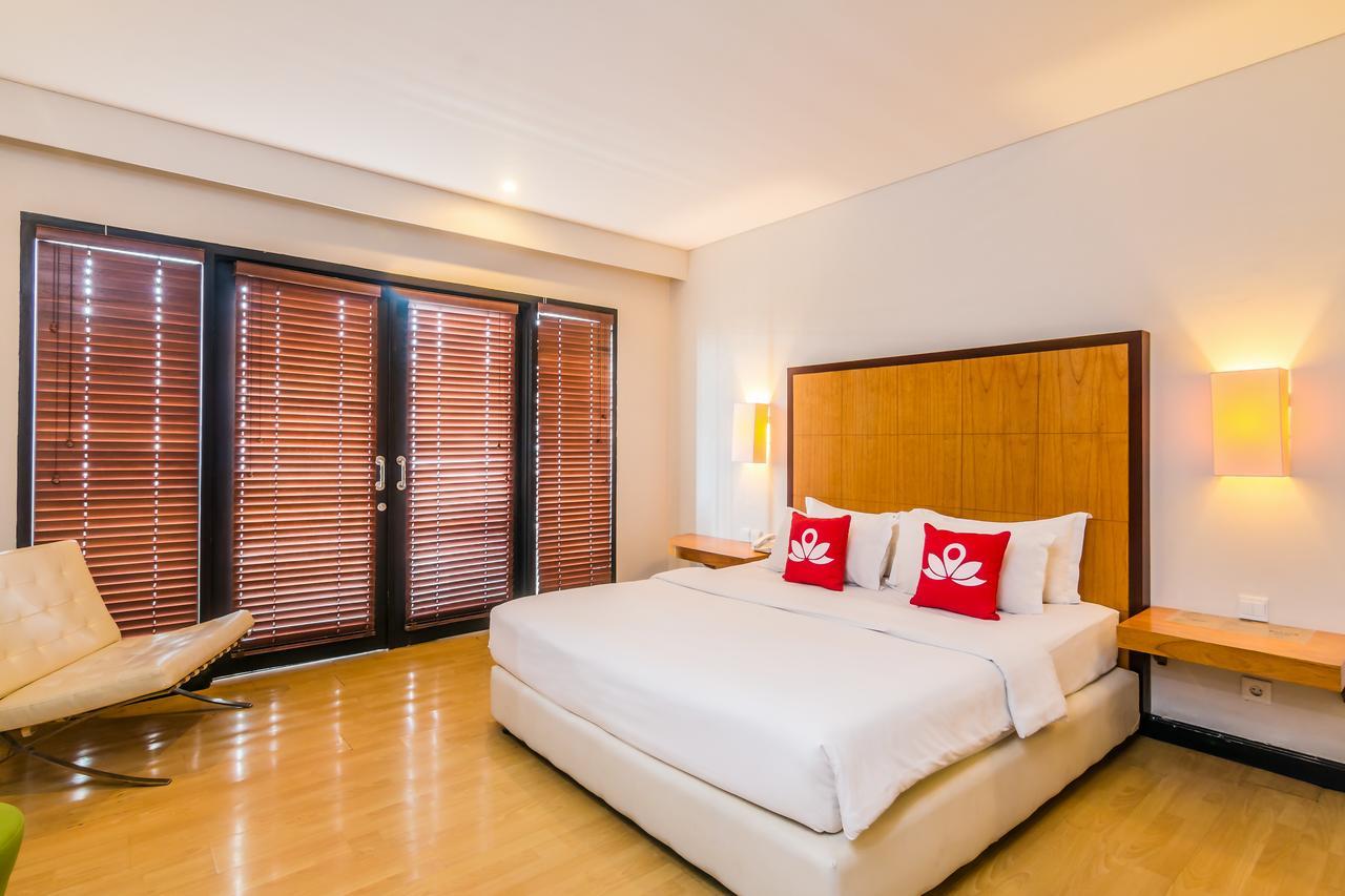 Zen Rooms Kuta Beach Poppies Lane Экстерьер фото