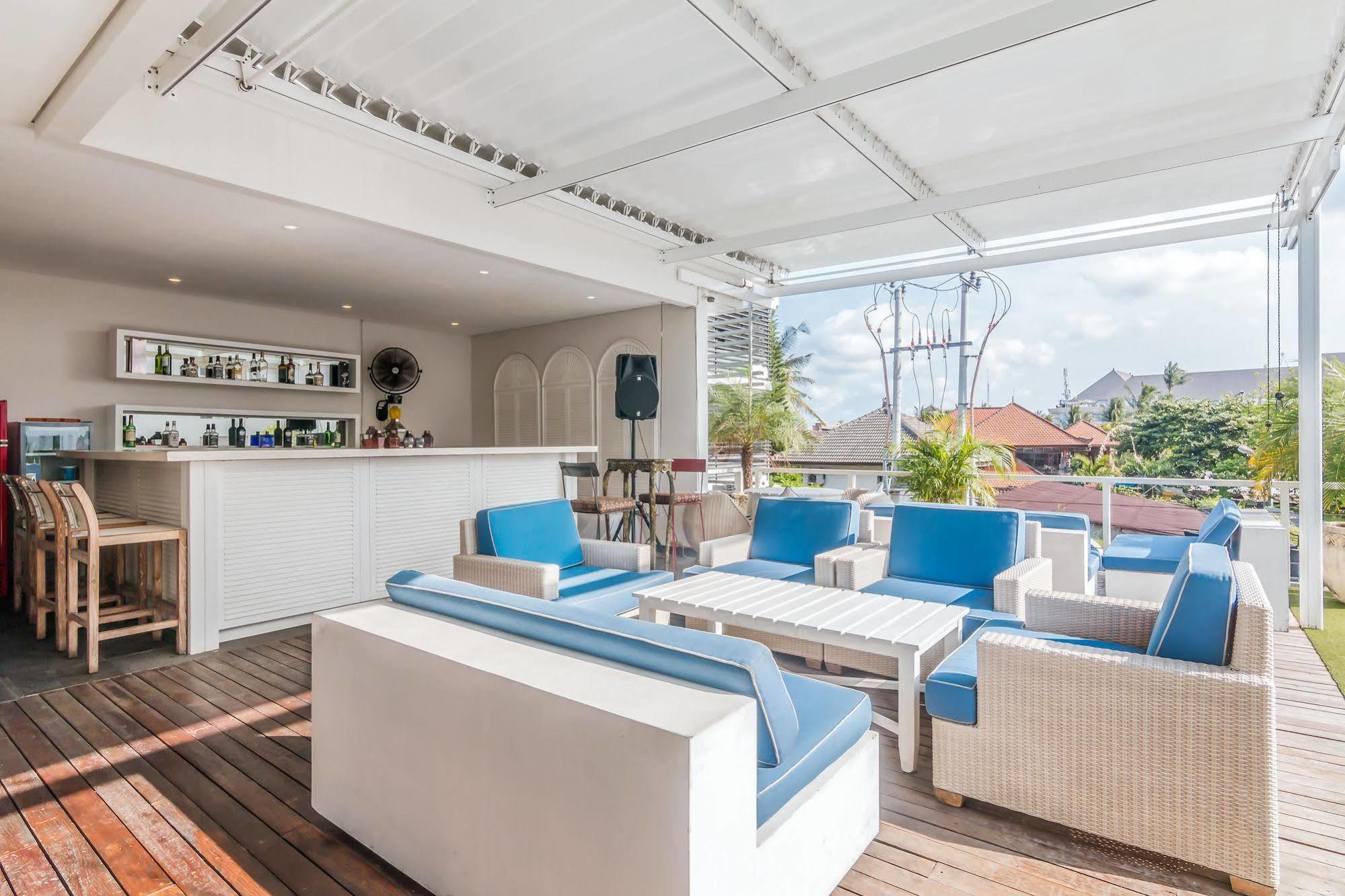 Zen Rooms Kuta Beach Poppies Lane Экстерьер фото