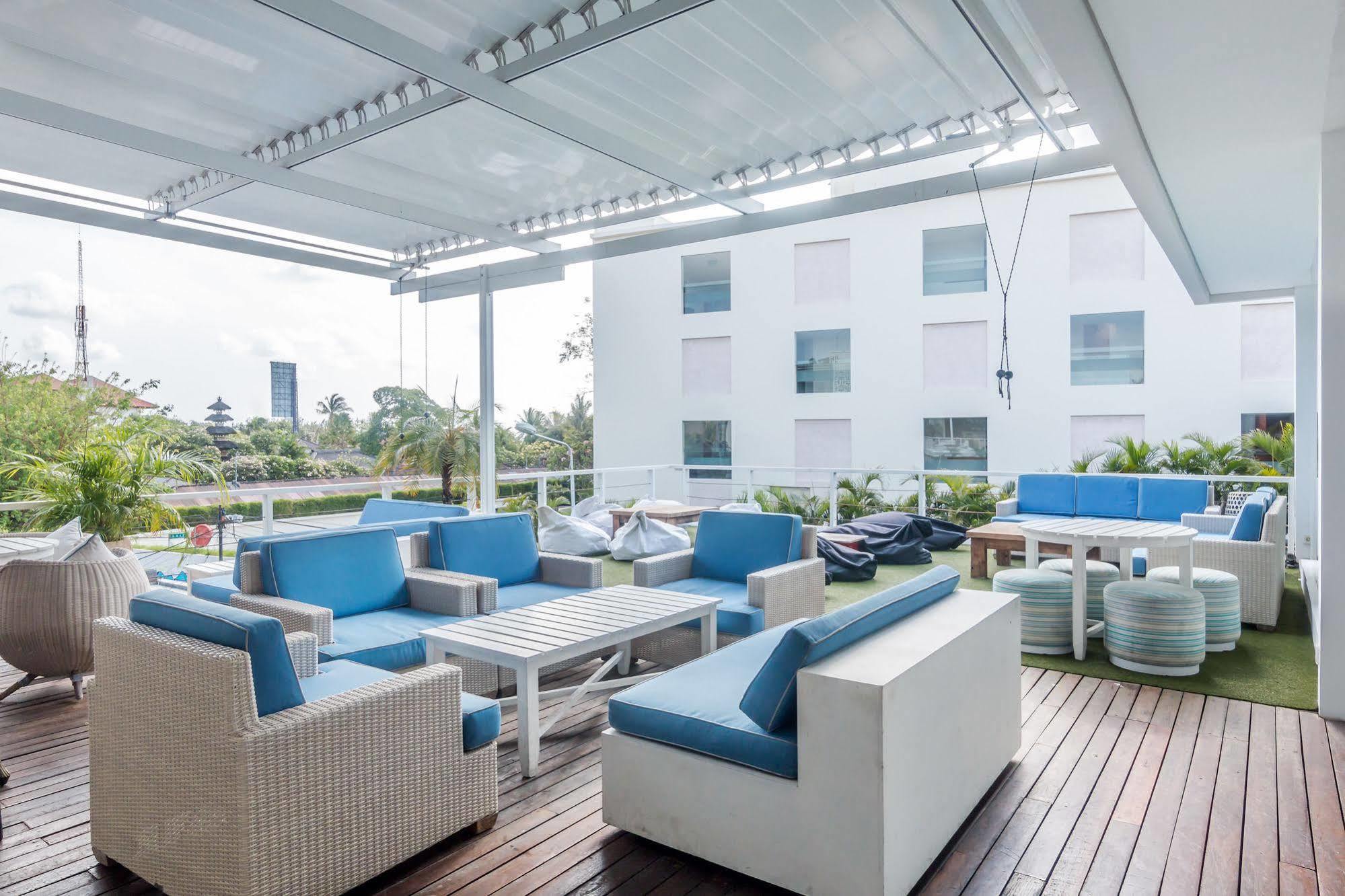 Zen Rooms Kuta Beach Poppies Lane Экстерьер фото