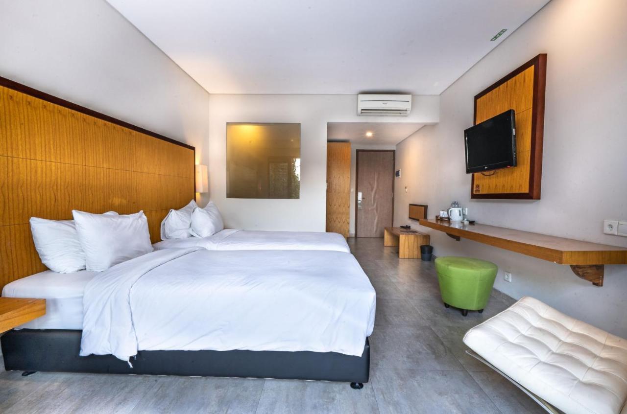Zen Rooms Kuta Beach Poppies Lane Экстерьер фото