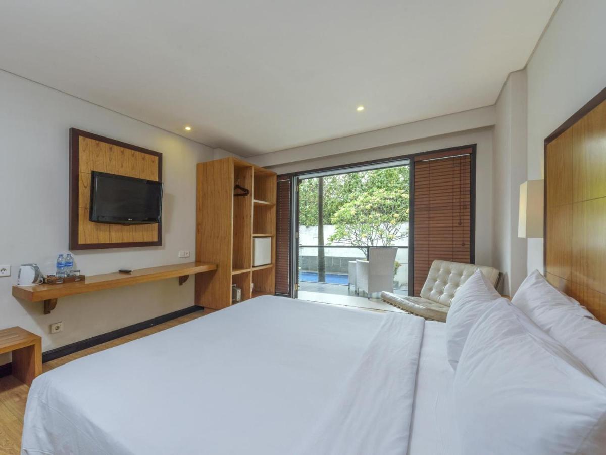 Zen Rooms Kuta Beach Poppies Lane Экстерьер фото